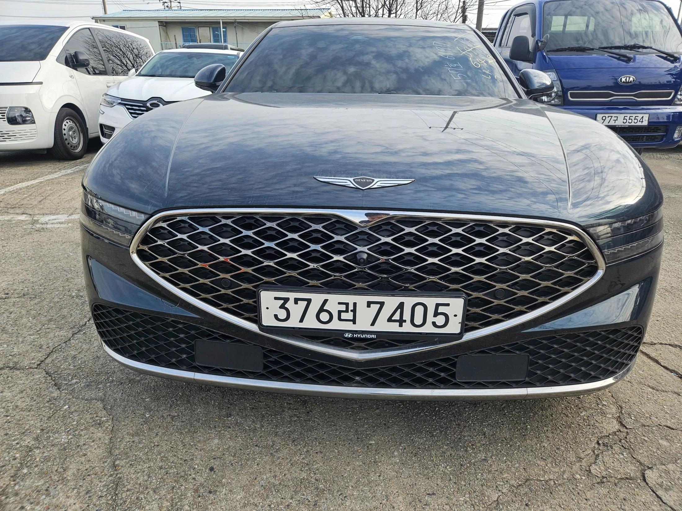 Genesis G90 Gasoline 3.5 Turbo AWD, 2022 г. 120103 км.