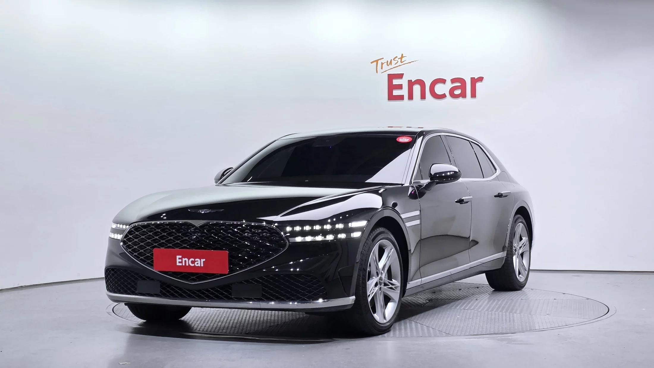 Genesis G90 Gasoline 3.5 Turbo AWD, 2022 г. 31611 км.