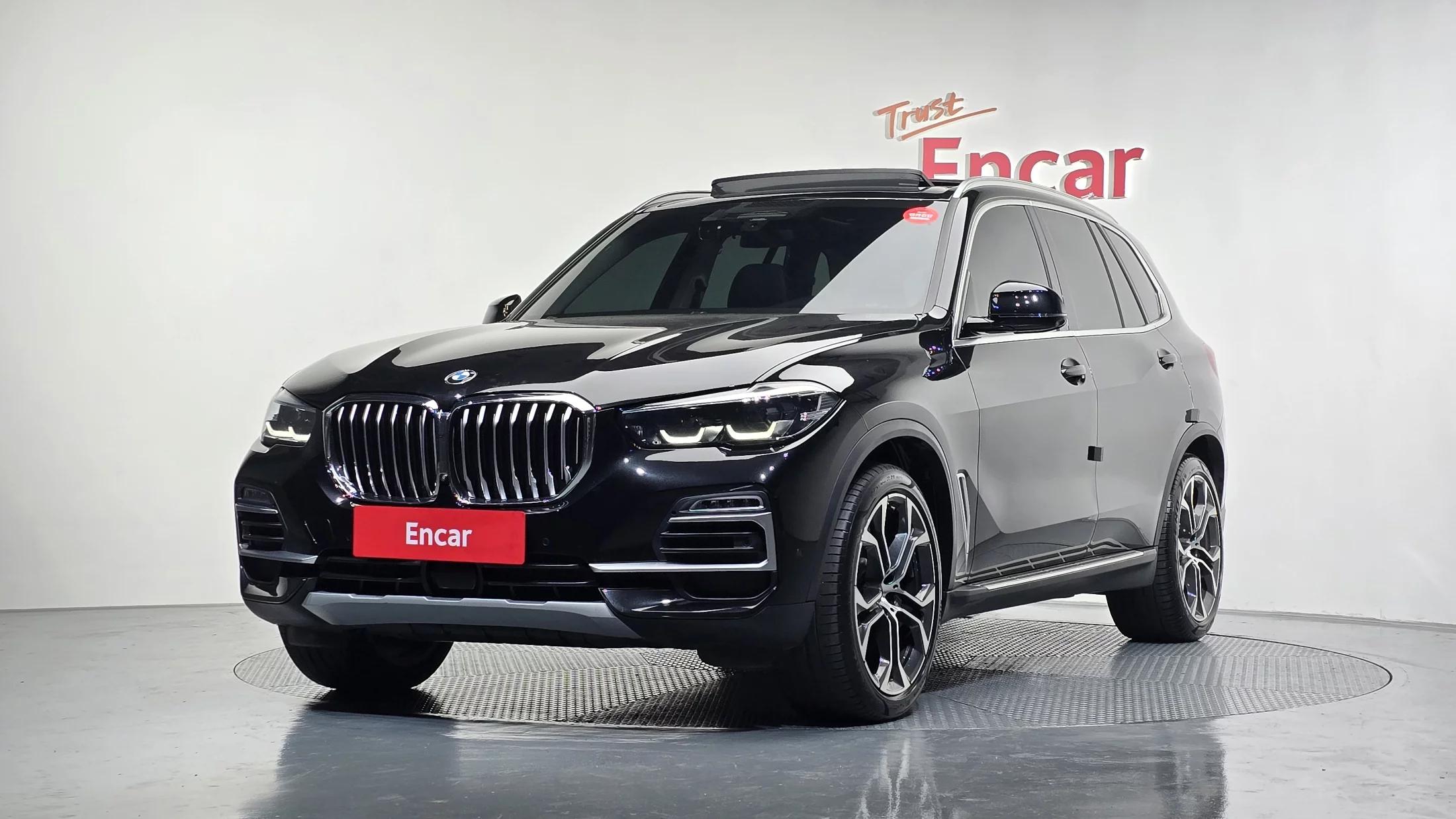 BMW X5 xDrive 40i xLine, 2021 г. 62125 км.