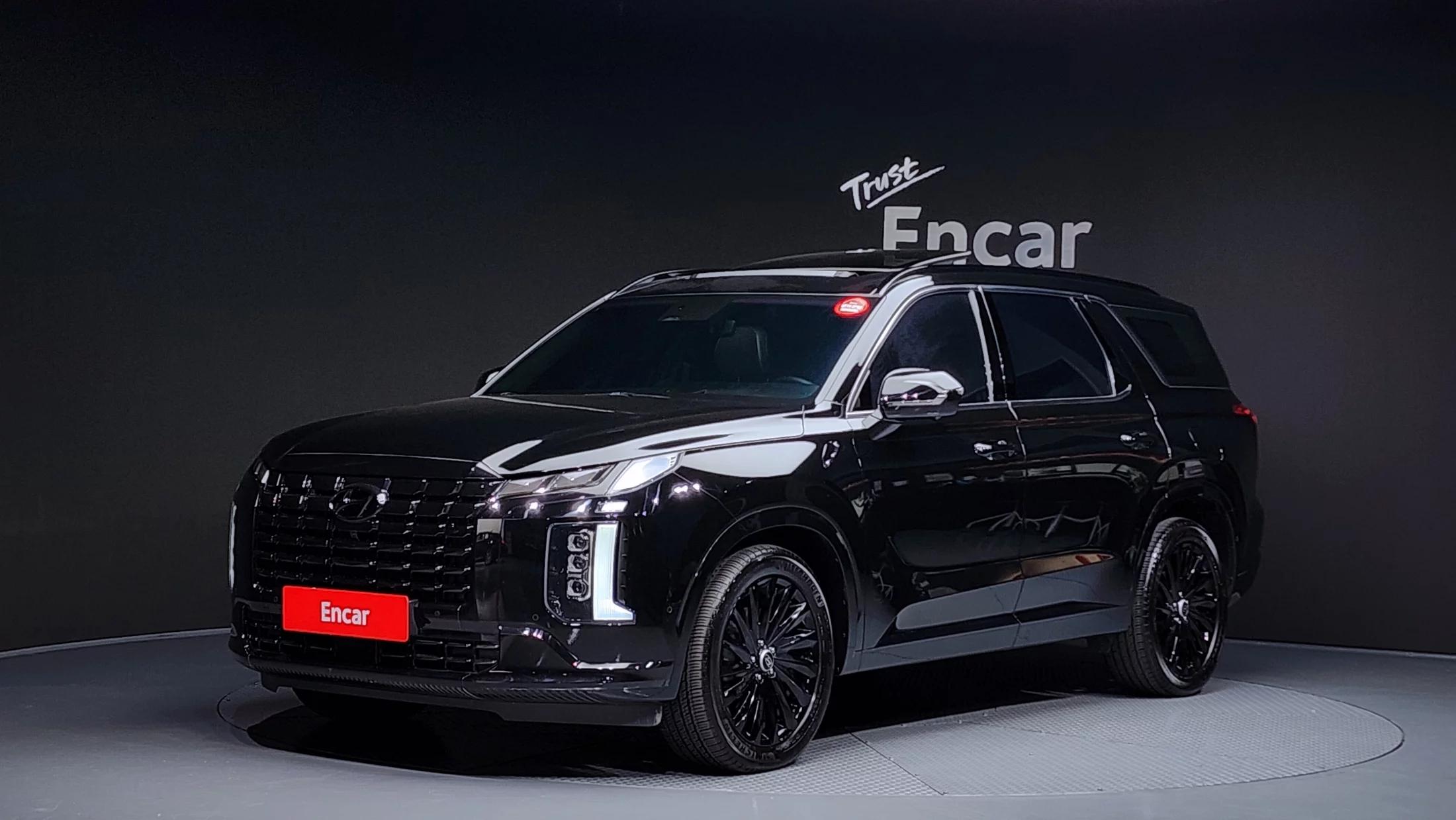 Hyundai Palisade Diesel 2.2 4WD Calligraphy Black Edition, 2023 г. 27654 км.