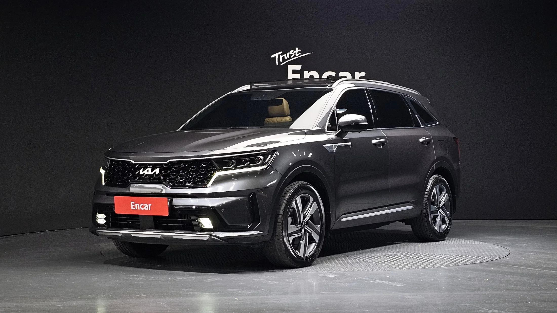 Kia Sorento HEV 1.6 2WD Noblesse, гибрид, 2022 г. 33026 км.