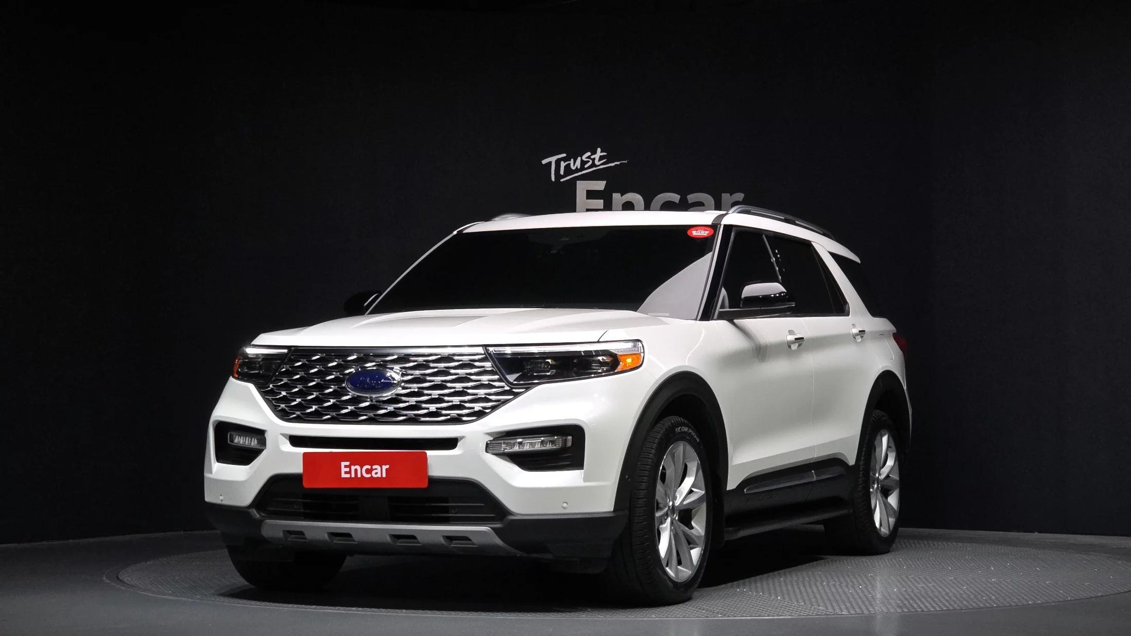 Ford EXPLORER 3.0 Platinum 4WD, 2021 г. 44240 км.