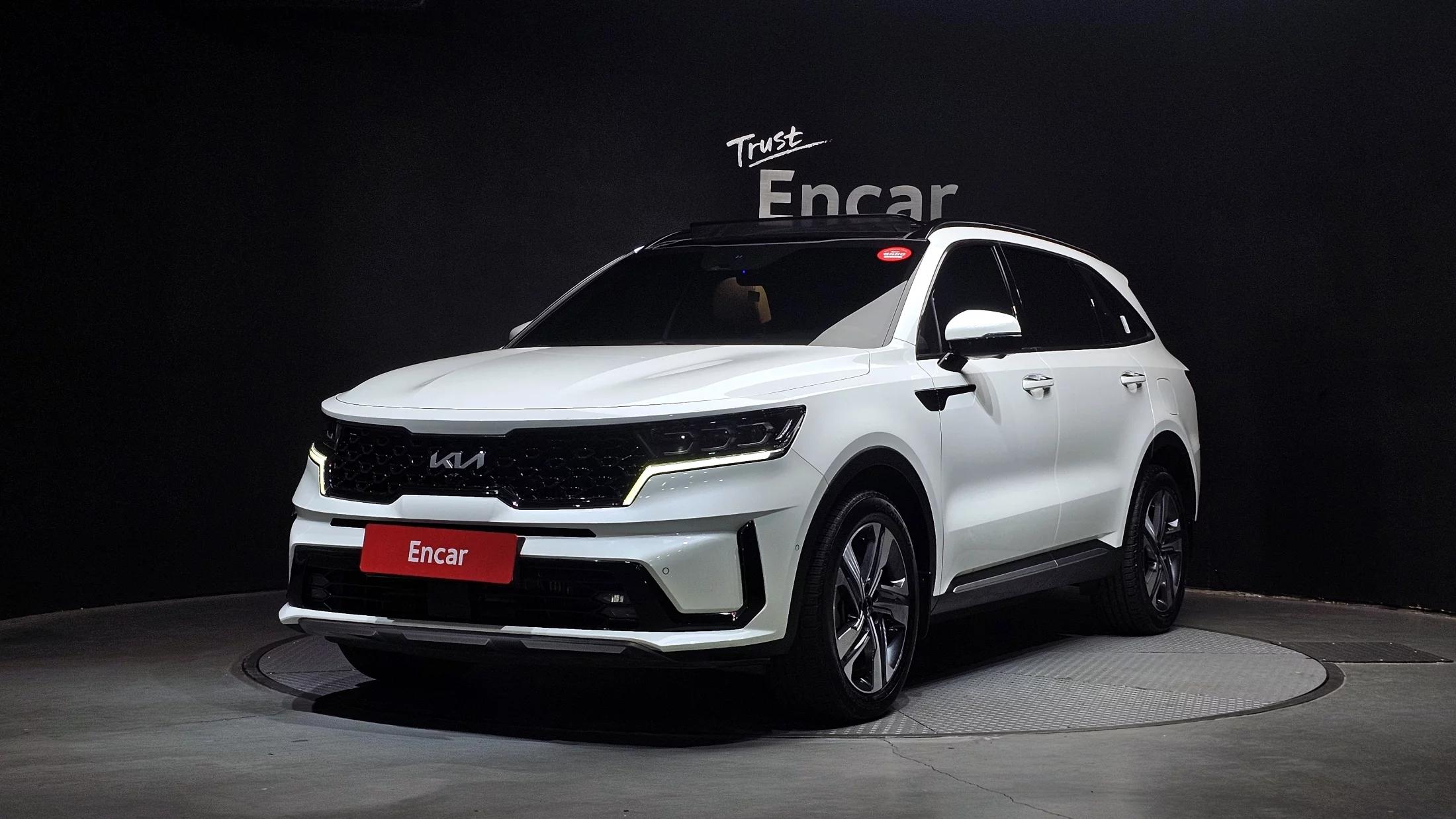 Kia Sorento HEV 1.6 2WD Gravity, гибрид, 2022 г. 36968 км.