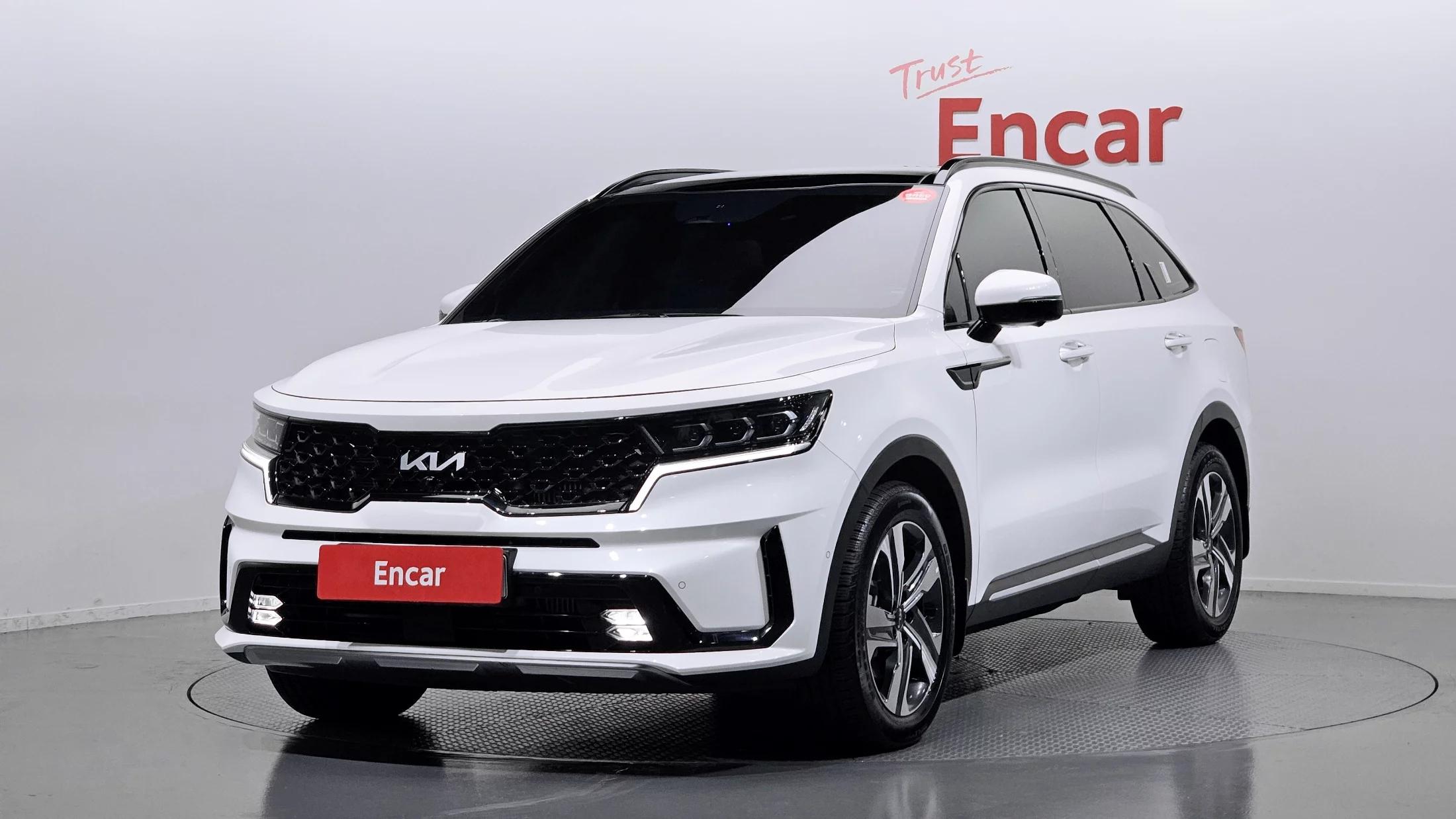 Kia Sorento HEV 1.6 2WD Gravity, гибрид, 2023 г. 8937 км.