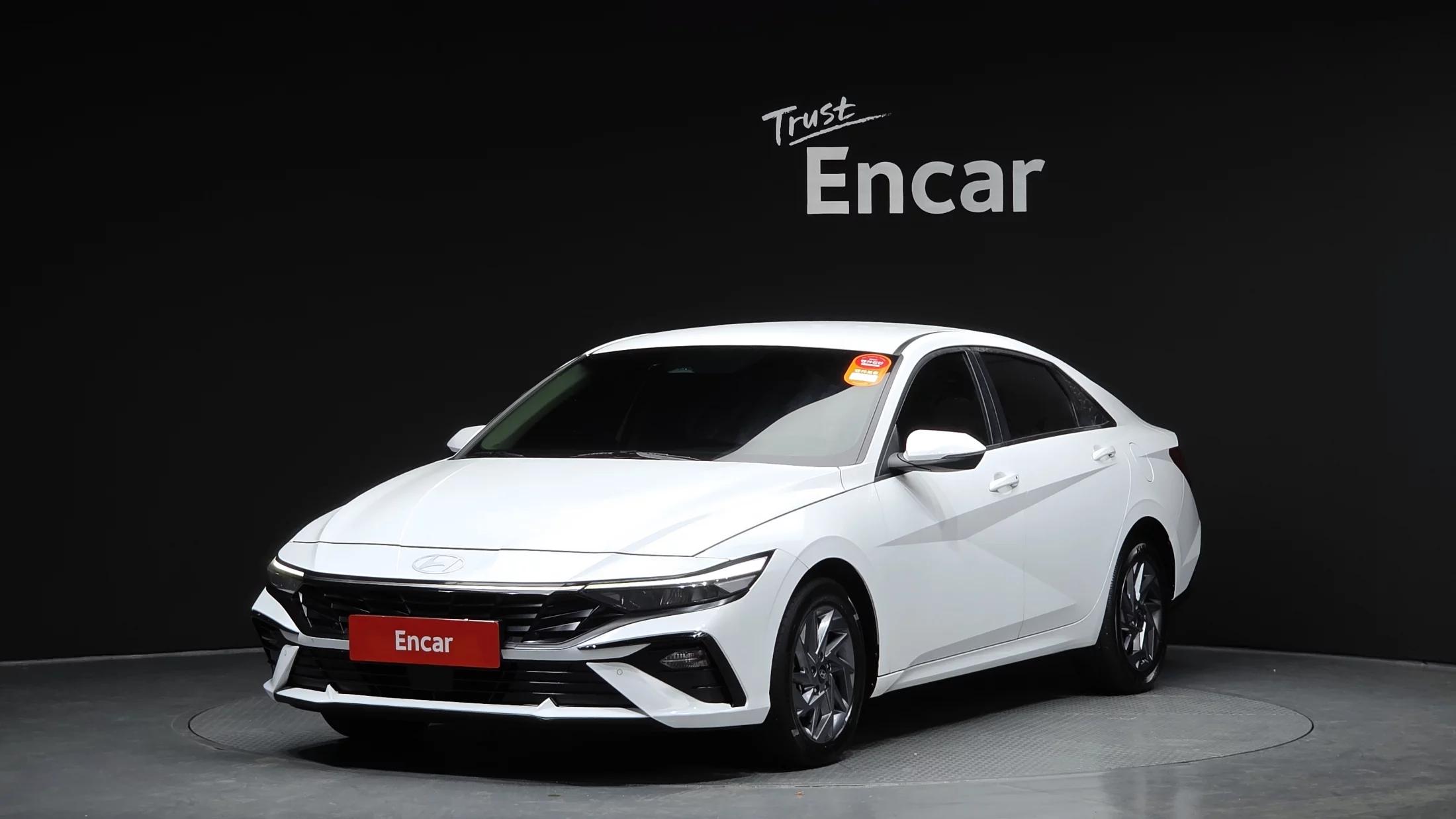 Hyundai AVANTE (Хендай Элантра) 1.6 Modern, 2024 г. 53772 км.