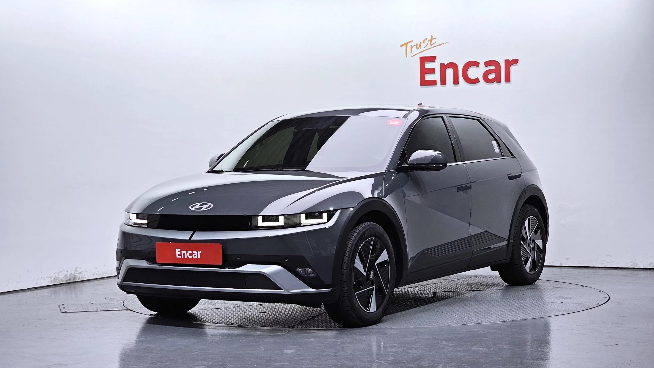 Hyundai Ioniq 5 Standard Exclusive, электромобиль, 2025 г. 5511 км.