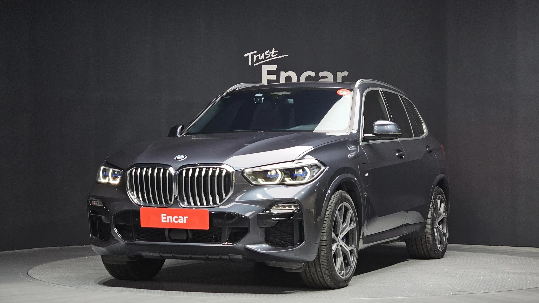 BMW X5 xDrive 45e M Sport, гибрид, 2021 г. 65266 км.